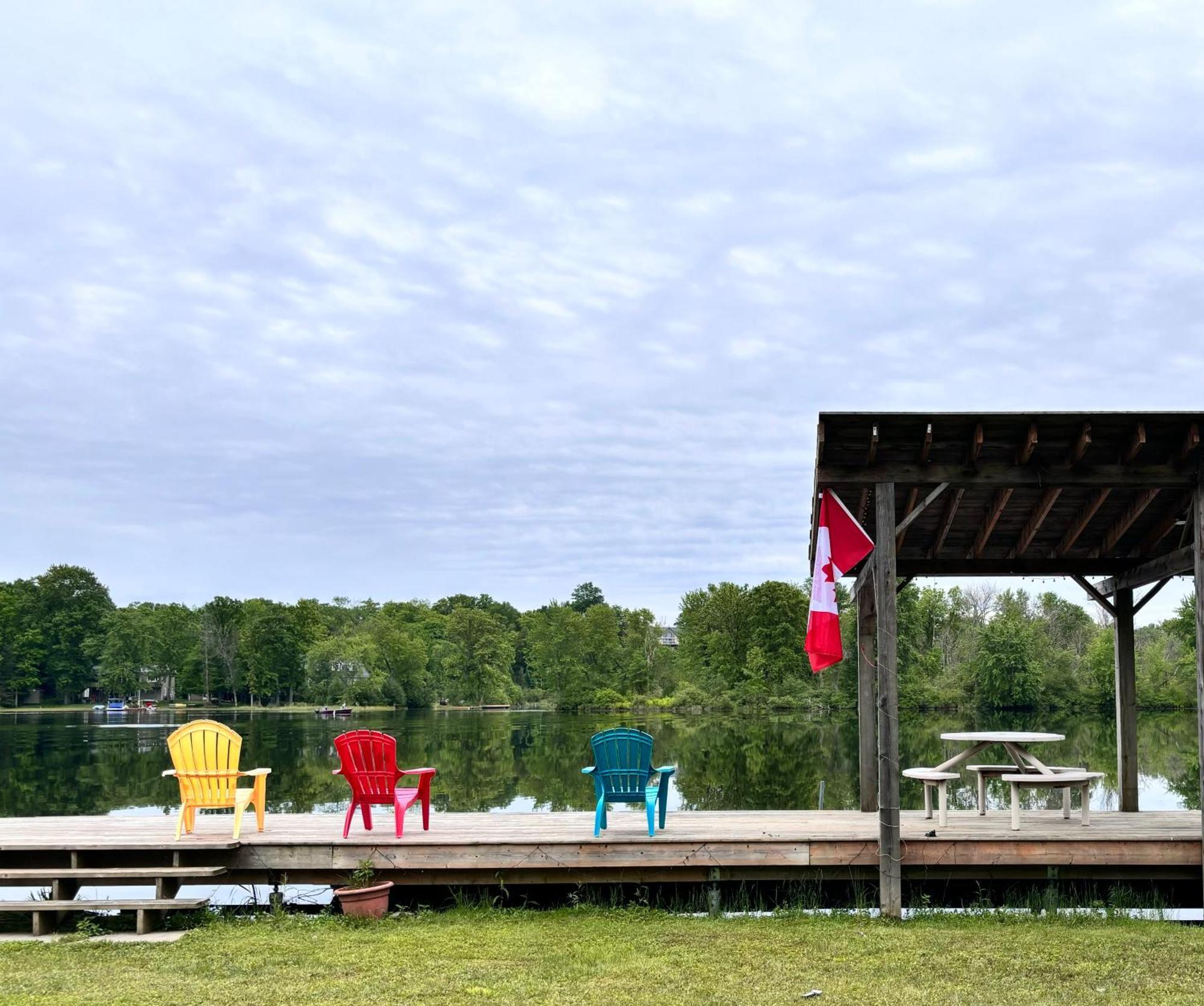 Lakefront Hideaway Resort Kawartha Lakes Exterior photo